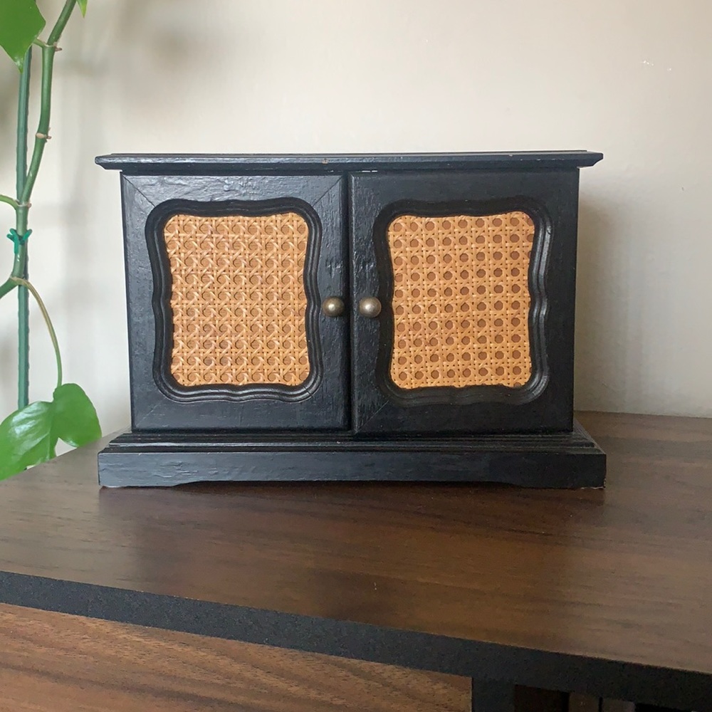 Custom made musical jewelry box